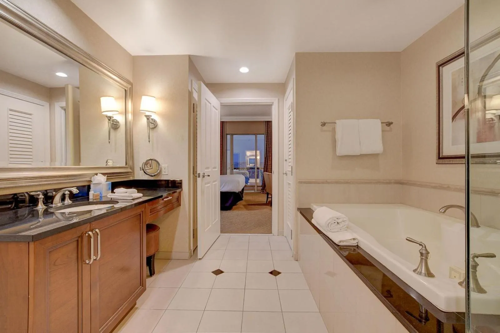 Lumiere Suite At Mgm Signature Tower 1 Balcony Las Vegas Aparthotel